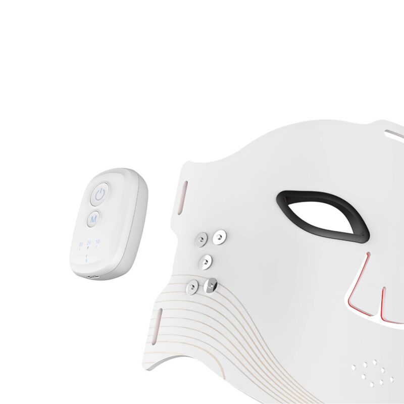 Wireless 4-Chip Silicone LED Mask with Lip Care Patent